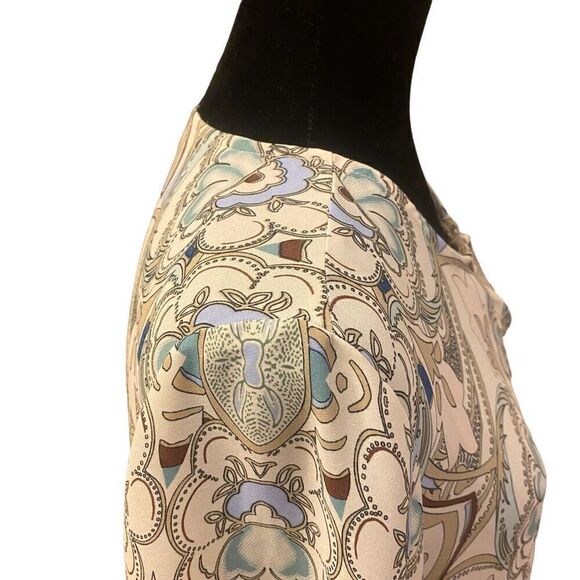 Ava Christine Beige‎ and Blue Popover Flowy Top with 3/4 Sleeves Sz L - Picture 7 of 13